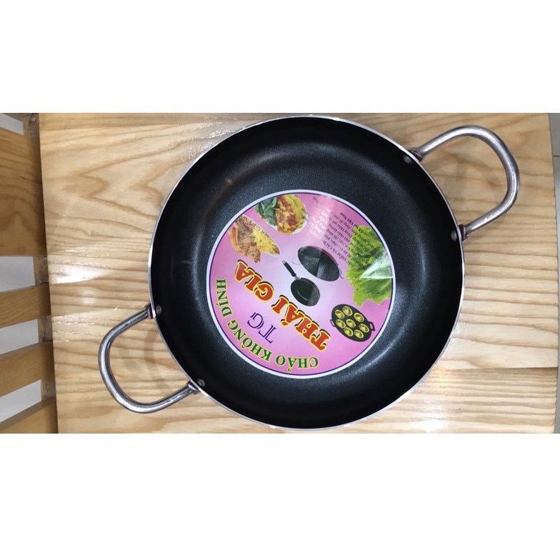 Chảo chống dính 2 quai size 22 cm -TẶNG 1 BỘ DAO THÁI 5 MÓN