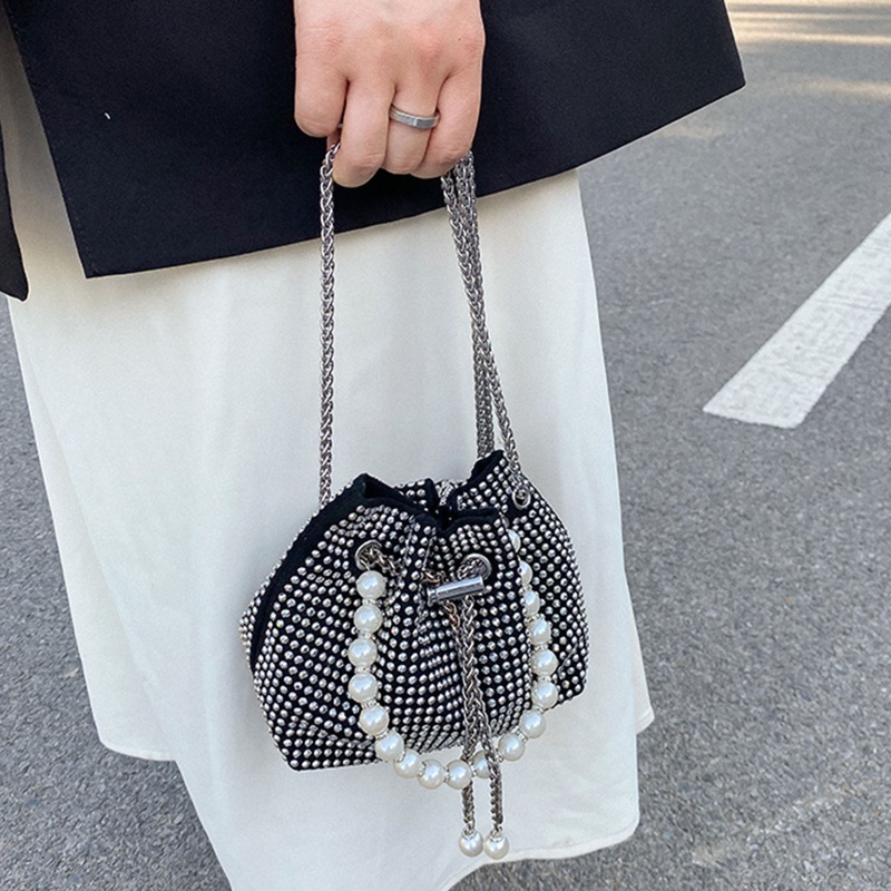 Túi Đeo Chéo Vai Có Dây Xích Đính Đá Thời Trang Sành Điệu Bắt Mắt