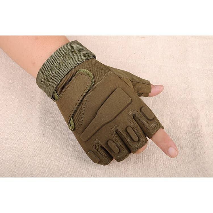 Gang Tay Cụt Ngón Màu Rêu Giá Cực Tốt