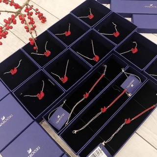 lắc tay thiên nga đỏ swarovski