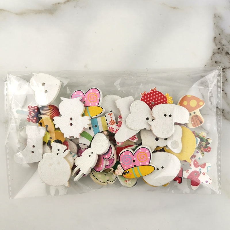 Set 50 Cúc Áo Bằng Gỗ Kiểu Dáng Hoạt Hình Dễ Thương Xinh Xắn