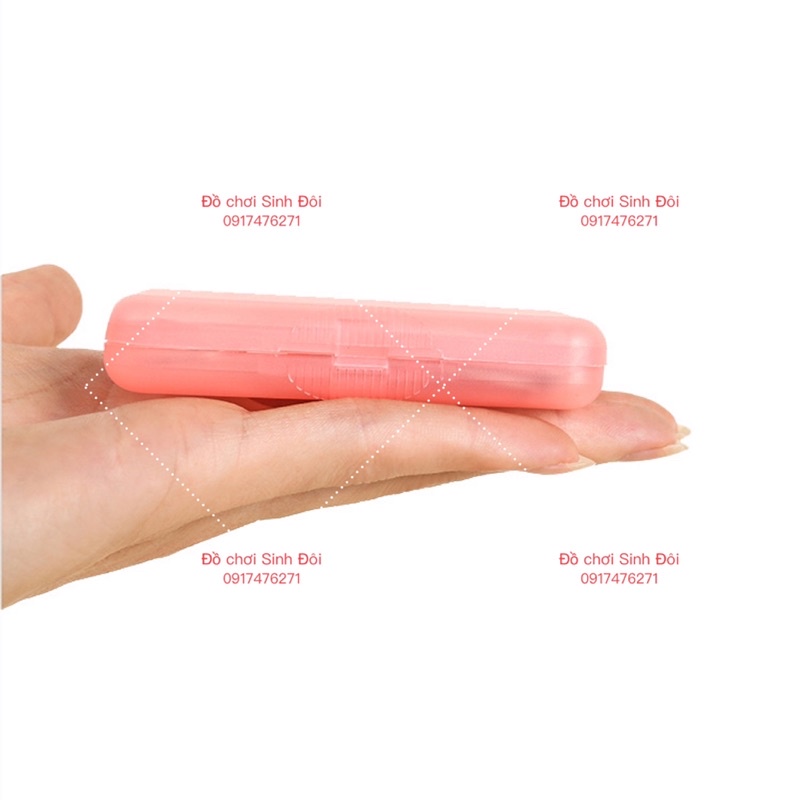 Hộp cắt móng tay mini
