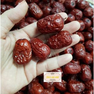 Táo đỏ tân cương lớn - 500gram