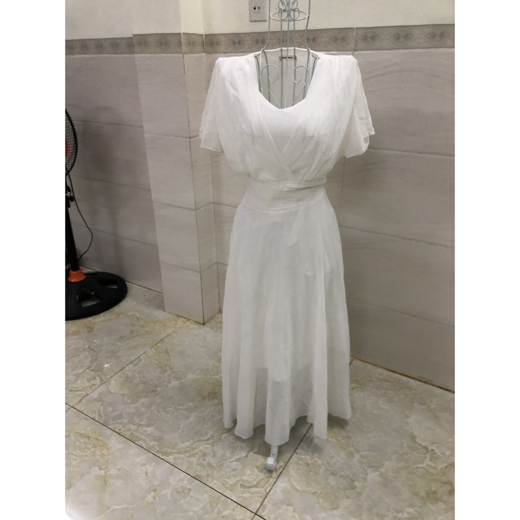 Váy maxi đi biển hay dạ hội sang trọng