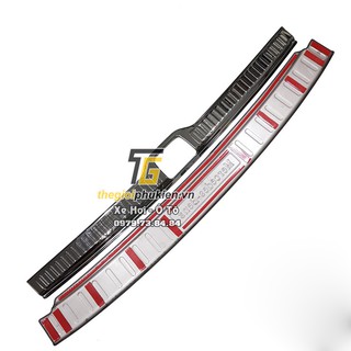 Combo ỐP CHỐNG TRẦY CỐP CẢ BỘ + NẸP BƯỚC CHÂN BÊN TRONG dành cho xe Mercedes GLC200, GLC 250, GLC300 - Mẫu Titan