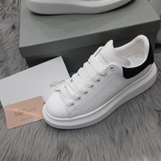 Giày sneaker MCQ gót đen 1.1