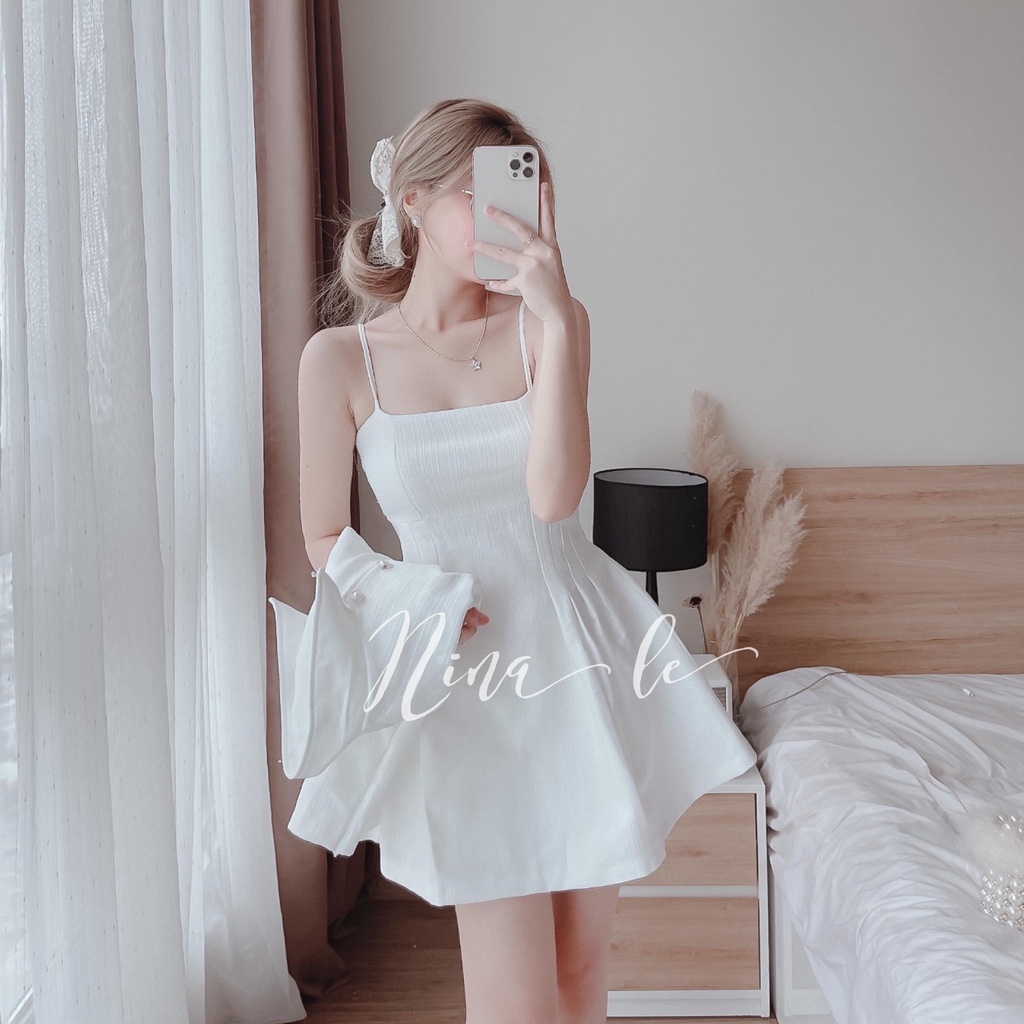 Sét váy 2 dây dáng xòe (Có mút ngực) phối áo vest croptop dài tay trắng tinh khôi, sang chảnh dự tiệc, công sở