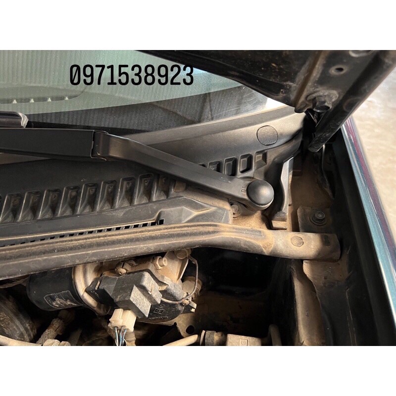 NẮP ĐẬY CẦN GẠT MƯA FORD LASER, MAZDA 232 ➖ MÃ SẢN PHẨM: chưa có