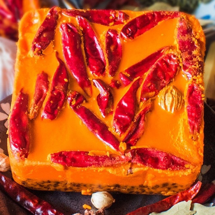 Cốt gia vị lẩu thơm cay tê đặc trưng Trùng Khánh Tứ Xuyên gây nghiện các bạn mê lẩu - Gói chân không 280g