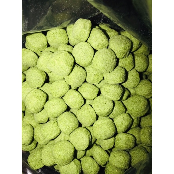 Bánh rau củ mài răng cung cấp đạm cho hamster bầu