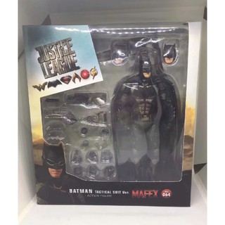 Mô hình Batman Mafex trung quốc