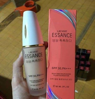 Kem nền Essance