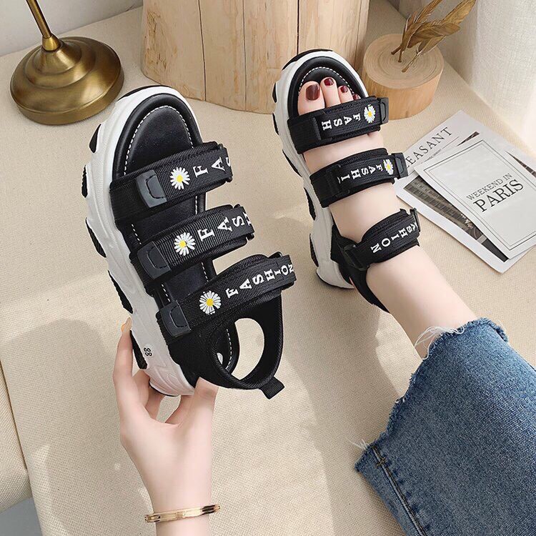 Sandal nữ 3 quai ngang hoa cúc fashion - Dép quai hậu nữ đi học đi chơi đi biển sandal ulzzang hot hè 2021 đẹp giá rẻ