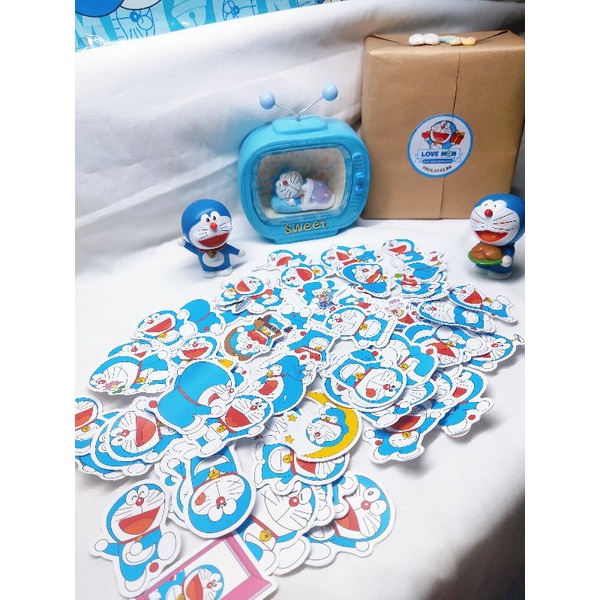 STICKER DORAEMON TRANG TRÍ MIX NHIỀU MẪU NGẪU NHIÊN