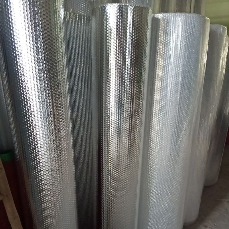 (Loại tốt, khổ cao 1.55m x 2 mặt bạc x dày 4mm) Xốp cách nhiệt 2 Mặt bạc giữa là túi khí lớp bạc dày, cách nhiệt cực tốt