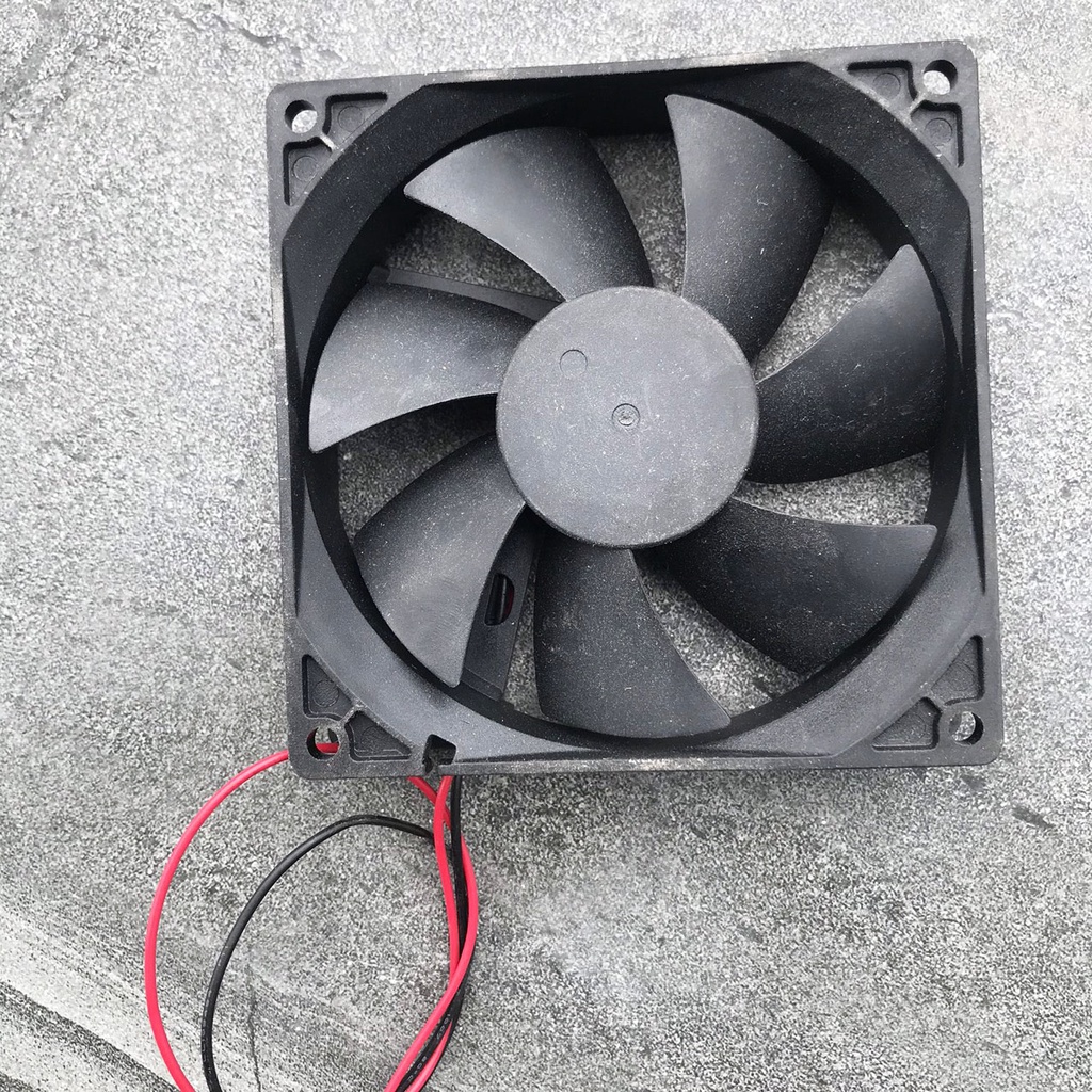 Quạt máy hàn - quạt thông gió bằng nhựa 12v kích thước 9x9 và 12x12