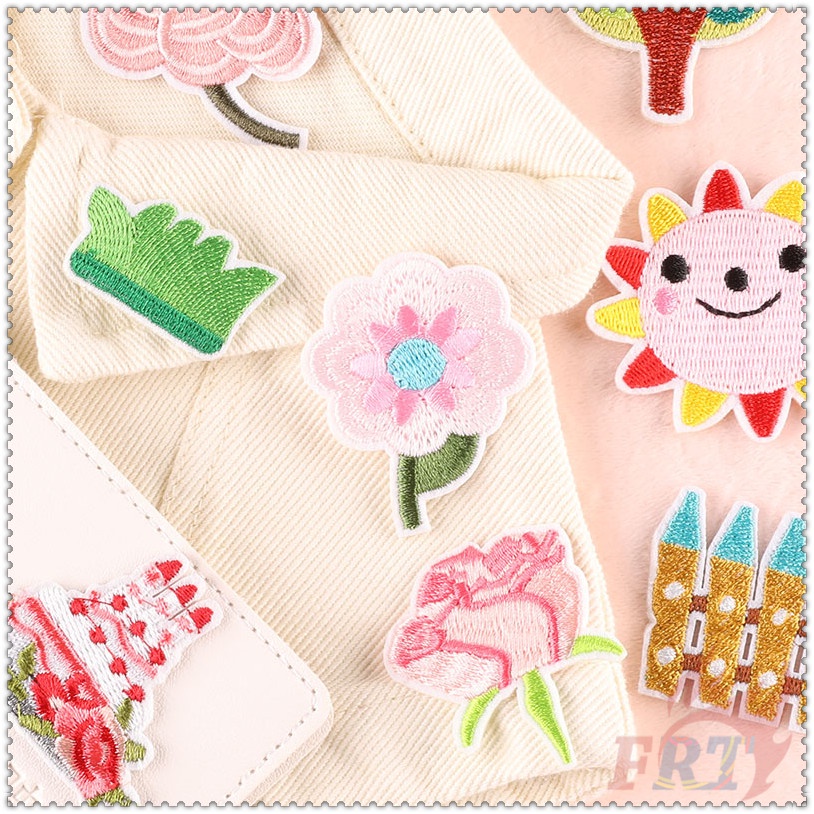 ☸ Miếng Dán Ủi Lên Quần Áo Tiện Dụng ☸ 1 Huy Hiệu Cài Áo Hình Hoa Hướng Dương / Cây / Bánh / Đám Mây
