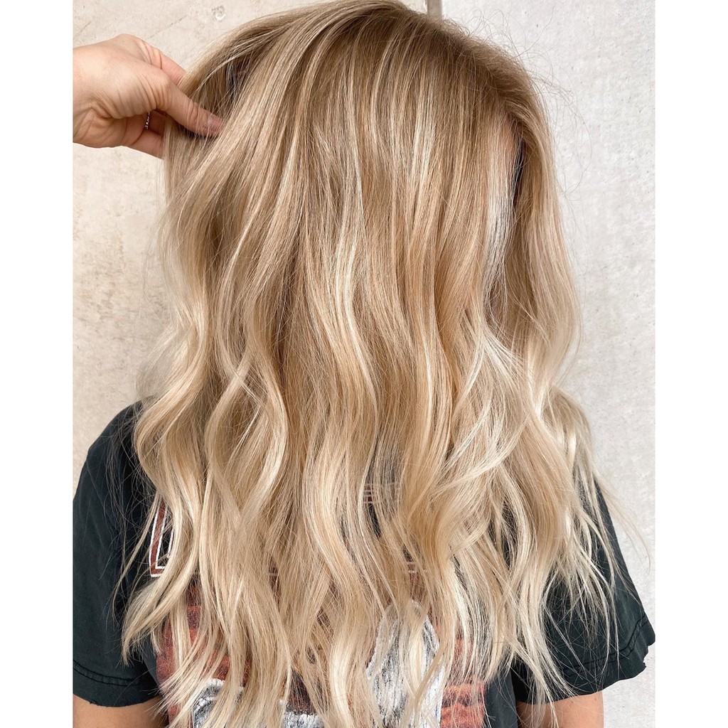 Tuýp Kem Nhuộm Tóc Màu Vàng Sáng Chói Lightest Golden Blonde 10.3 10/33