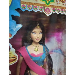 Búp bê barbie khách x trước