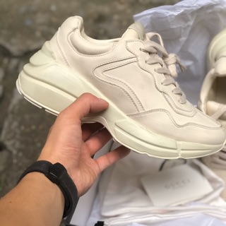 Giày guci trơn bẩn nhẹ chuẩn 1:1 đủ phụ kiện