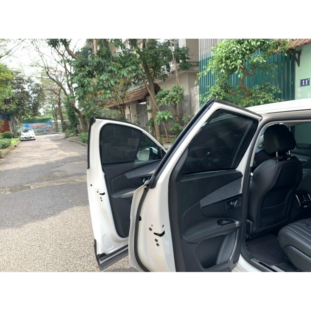 [Mã LIFEAUMAY giảm 10% tối đa 30k đơn 150k] Rèm che nắng xe Toyota Cross 2020-2021 có hút nam châm cao cấp
