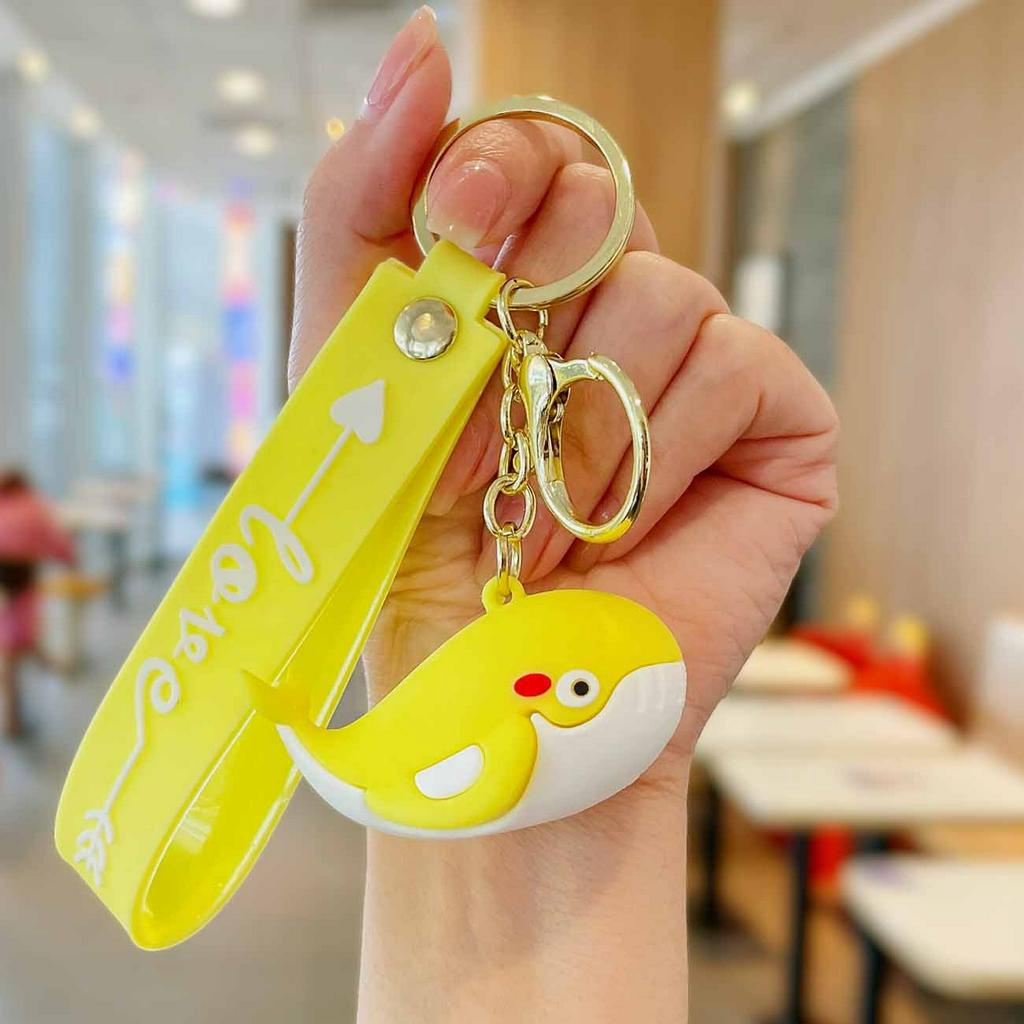 Móc khóa cá voi nhiều màu cute, móc khóa ô tô trang trí balo túi xách