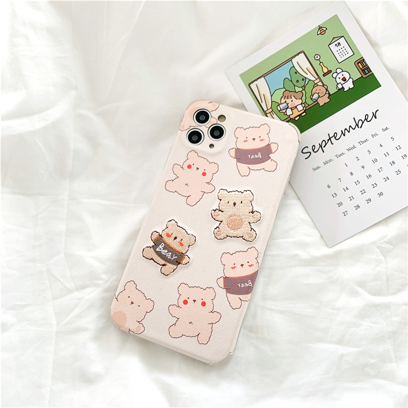 Ốp lưng iphone Little Bear thêu viền chống va đập 6/6plus/6s/6splus/7/7plus/8/8plus/x/xs/11/12/pro/max/plus/promax