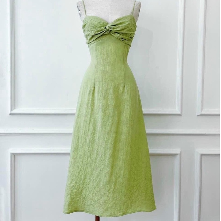 Đầm 2 dây xoắn ngực chất xốp nhún siêu xinh