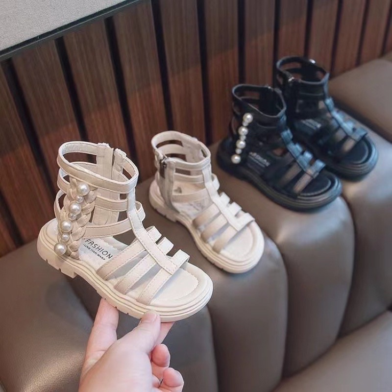 Giày sandal bé gái mã D15