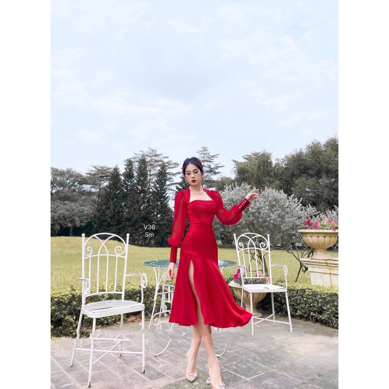 Đầm body tay phồng xẻ tà