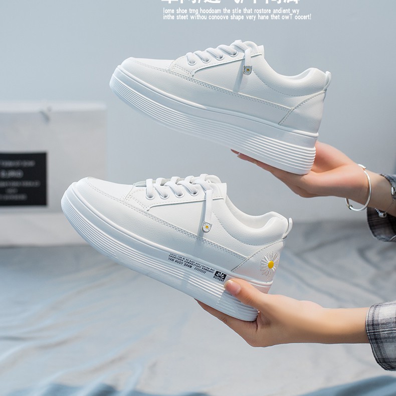 Giày Nữ, Giày Sneaker Nữ G14 Màu Trắng Đế Cao Thêu Hoa Phong Cách Hàn Quốc Đi Học Đi Chơi | WebRaoVat - webraovat.net.vn