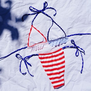 Bikini In Hình Lá Cờ Có Mút Nâng Ngực