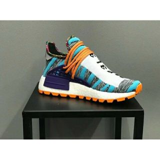 Giày HUMAN race siêu hot
