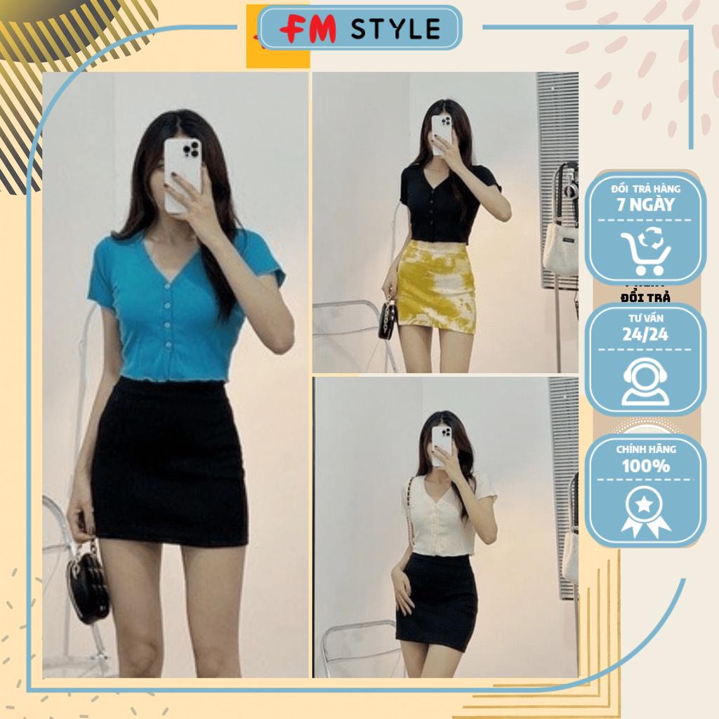 Áo thun nữ tay ngắn cổ chữ v 4 nút fmstyle, áo kiểu nữ hàn quốc tiểu thư | Fmstyle Shop 220328066