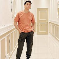 Áo thun đốm unisex AGE2X