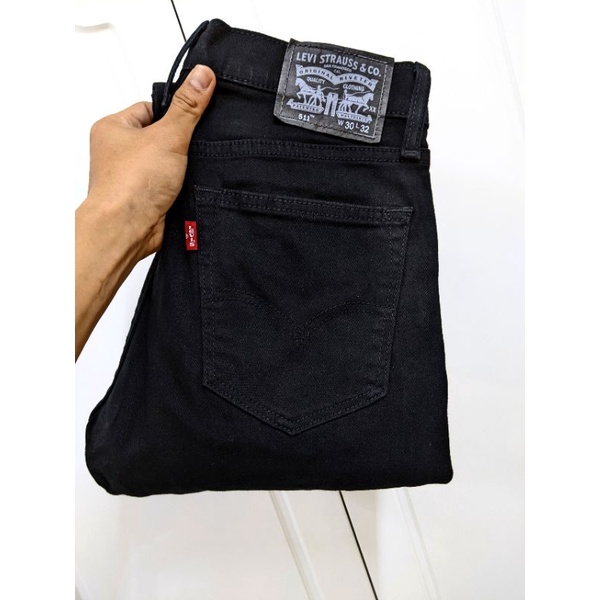 Quần jeans đen levis 511 form đứng màu bao bền