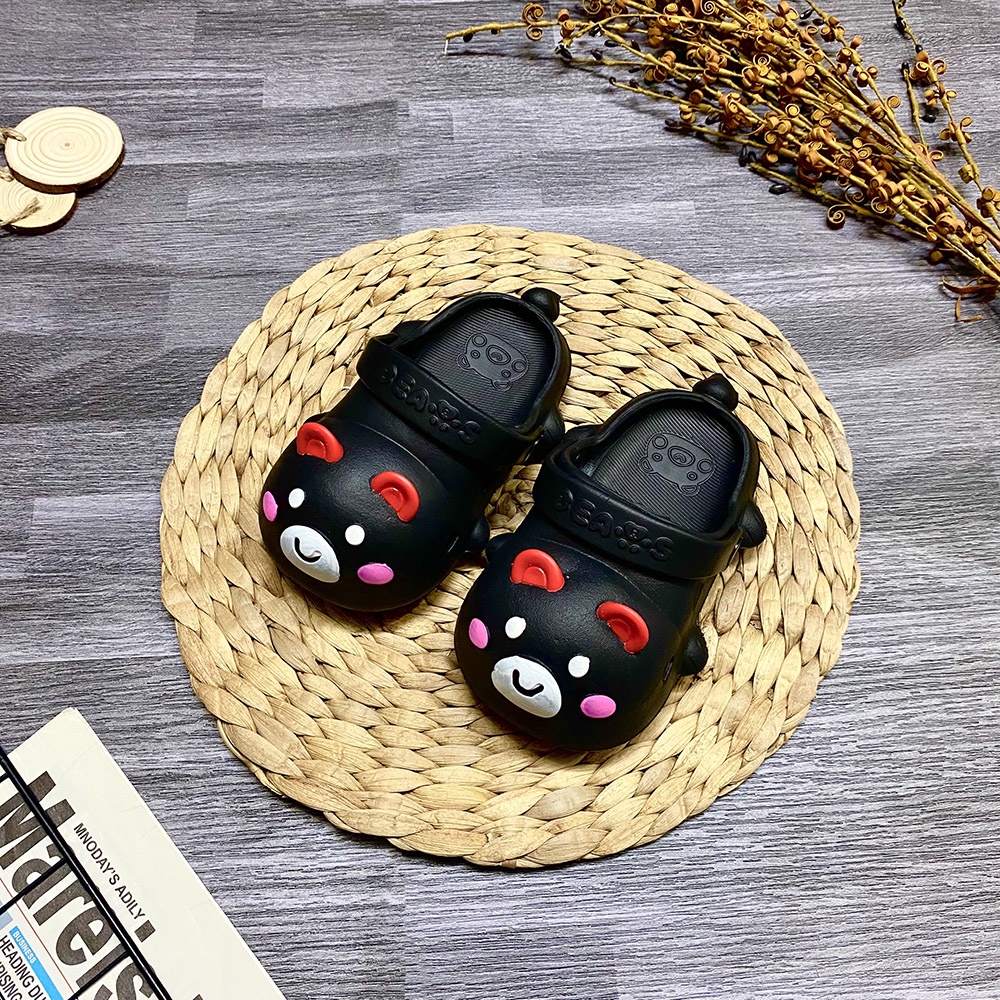 Dép sục cho bé hình gấu mang được 2 kiểu siêu cute - TT423