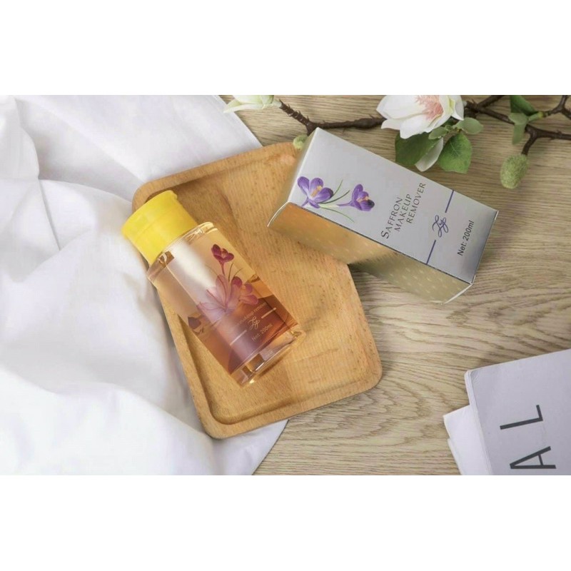 Nước tẩy trang Saffron Makeup Remover John L &amp; Lucas y