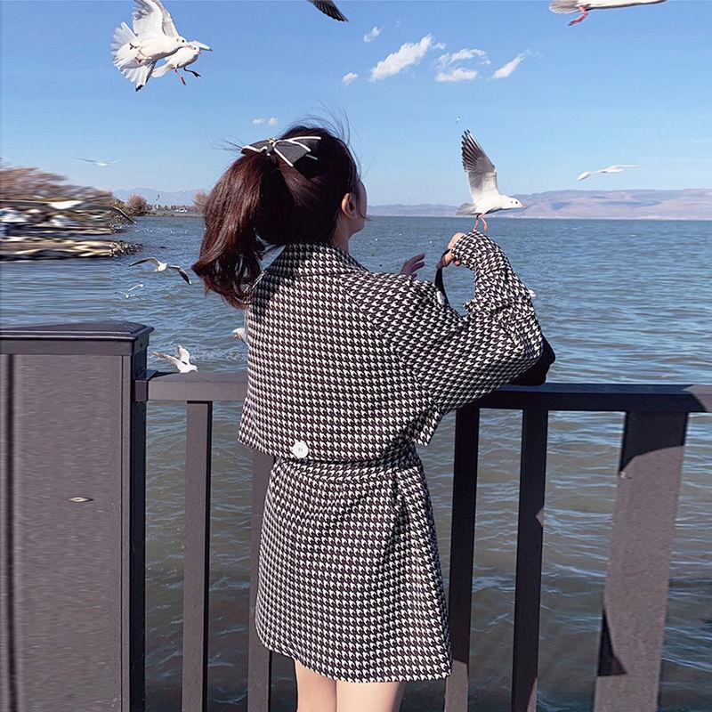 Áo Khoác Dáng Dài Qua Gối Họa Tiết houndstooth Trắng Đen Phong Cách Phương Tây Thời Trang Xuân Thu Cho Nữ