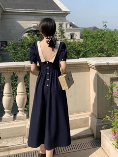 Đầm xanh midi