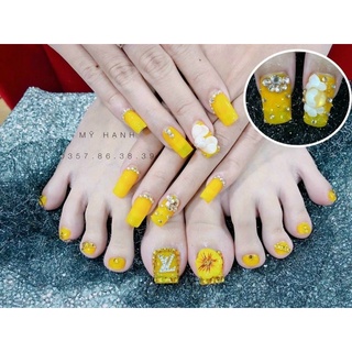 hoa bột -nn tay chân nail