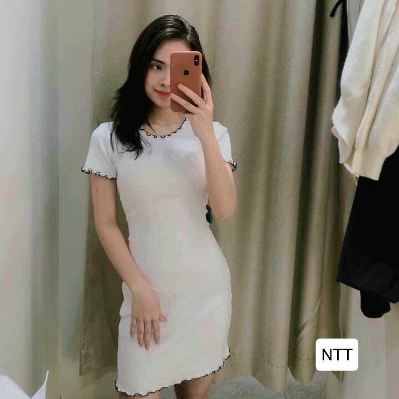 ĐẦM CỔ VIỀN ÔM BODY TAY NGẮN CUỐN VIỀN A4DCV