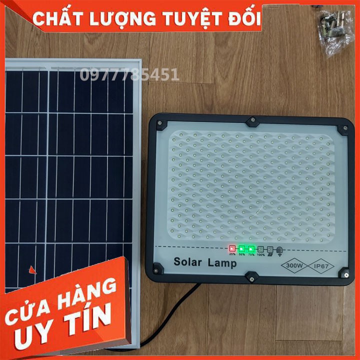 Đèn Pha Tổ Ong 300w năng lượng mặt trời chống lóa - Siêu Sáng, Siêu Bền, Siêu Tiết Kiệm