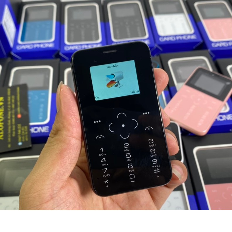 Điện thoại mini nhỏ gọn S10P như thẻ ATM thời trang phong cách cá tính | BigBuy360 - bigbuy360.vn