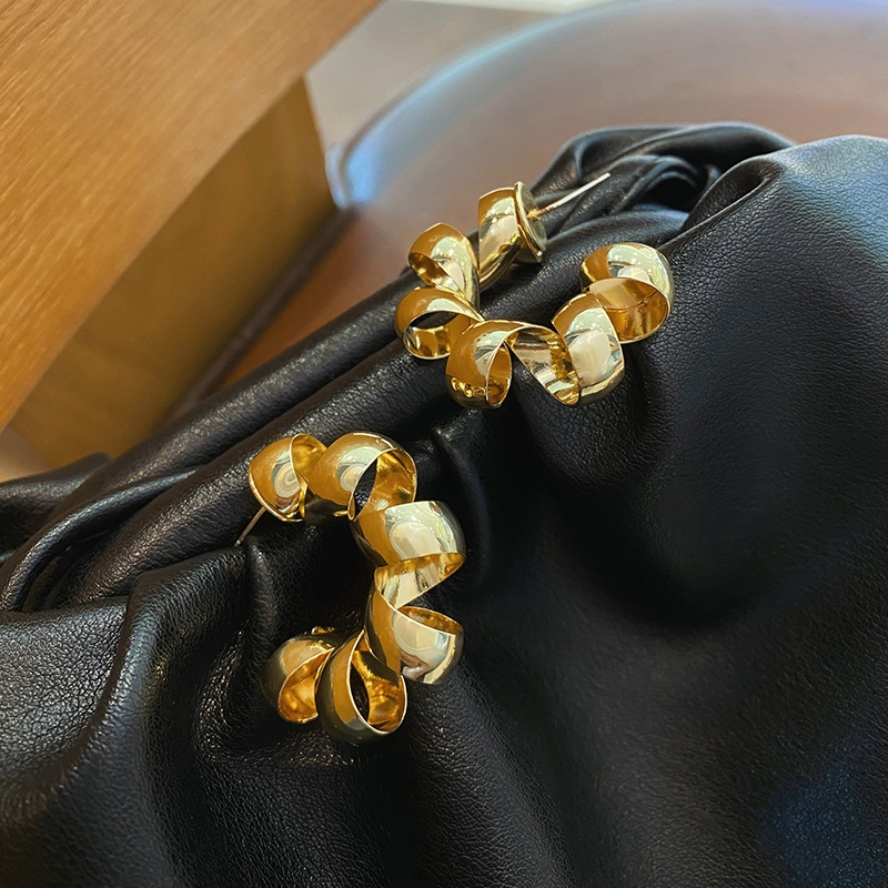 Khuyên Tai Hình Bán Nguyệt Xoắn Ốc Đơn Giản Thời Trang Hàn Quốc