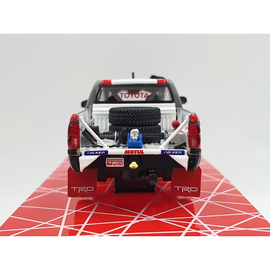 Xe Mô Hình Toyota Hilux AXCR 2016 Show Car 1:64 Tarmac Works
