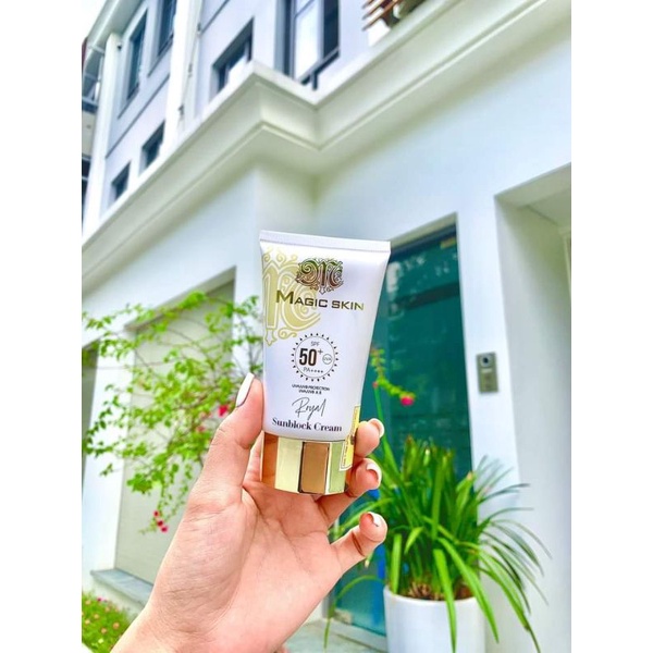 Kem chống nắng thảo dược Magic skin an toàn cho da.