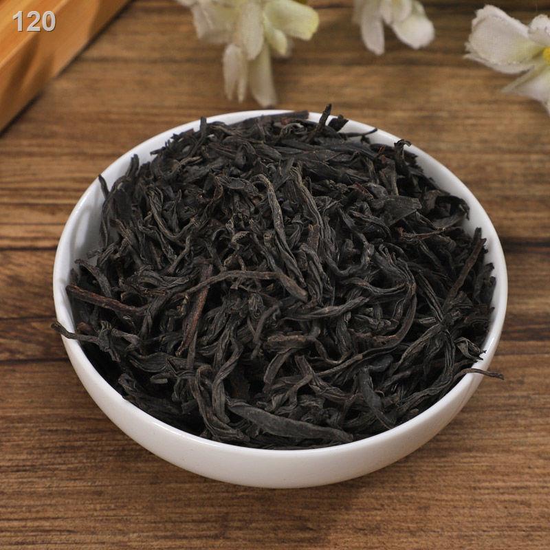 【hàng mới】Mua một catty và nhận nửa miễn phí năm 2021 trà đen Wuyishan Zhengshan Souchong lon tổng cộng 750g