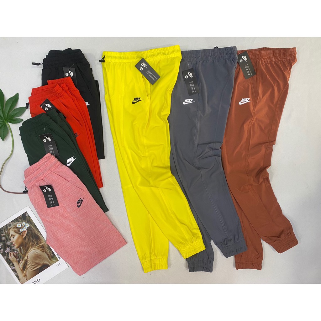 Quần Jogger Nữ Chất Vải Gió Dù  Phong Cách Street Wear.