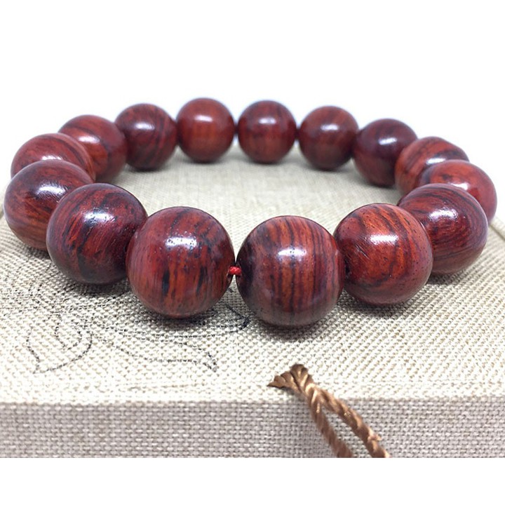 Xả Kho Vòng Tay Gỗ Sưa Cao Cấp (Quý Khách Chọn Size & Mẫu giùm shop nhé)